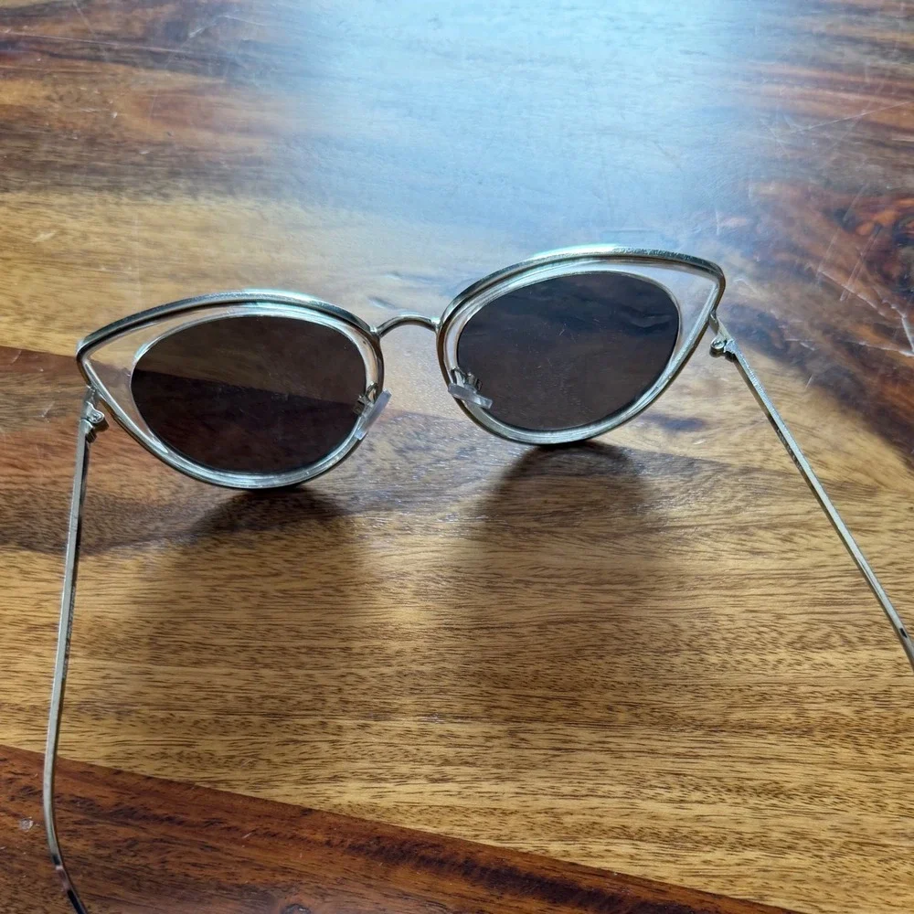 Sonix‎ Pink Marble Cat Eye Sunglasses & Silver Wire Frame Cat Eye Bundle 2pc